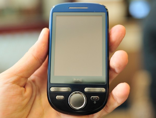 HTCの新しい低価格Android端末 HTC click?? Androidニュース1