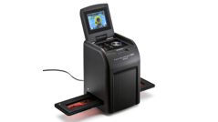 昔撮影したネガフィルムをデジタル化！サンワサプライ、PC不要で高解像度スキャンできるフィルムスキャナー