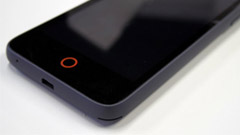 Firefox OS搭載スマートフォン「Flame」が到着！開発機ながら質感もデザインもいい感じ