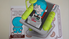 グリコぬりえ : 大人でも楽しめる！塗り絵をしたドラえもんがARによって3Dで飛び出てくる！無料！