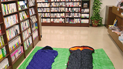 【スマホヘッドライン】真夜中の本屋さん！ジュンク堂の店舗に泊まれるモニターツアーが面白そう ほか-2014/09/27-